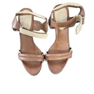 Aldo strapy blue and tan color hi heel shoes size 38(7.5)
